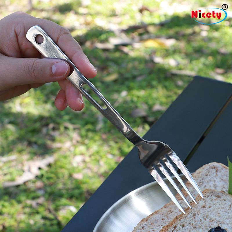 Wholesale High Quality Stainless Steel Western Tableware with Engraved Handle Cutlery Sets