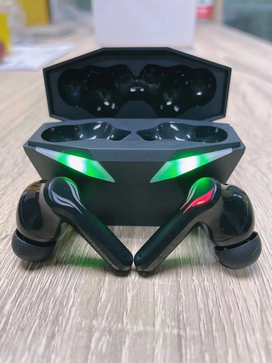 LED Display True Stereo Headset Sport Earphones Bluetooth Earbuds in-Ear Headphone True Wireless Earphones Tws