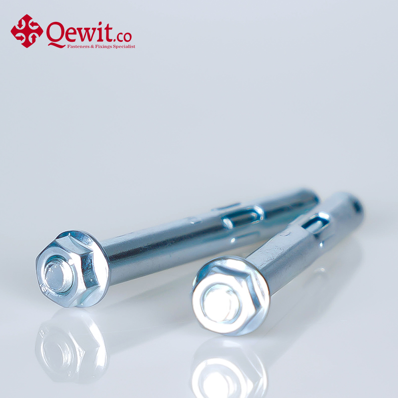 Анкерный болт M10 стальной с гайкой и шайбой