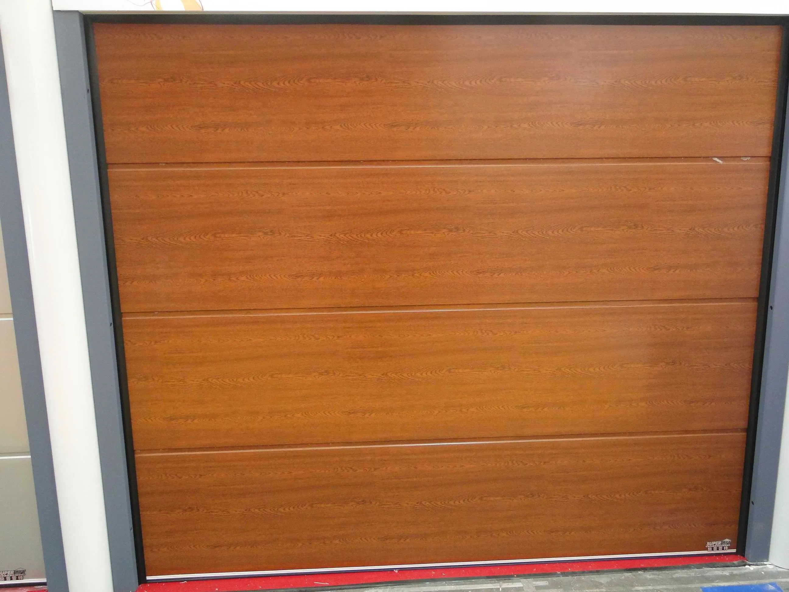 CE Approved Steel PU Insulated Residential Automatic Overhead Sectional Garage Door