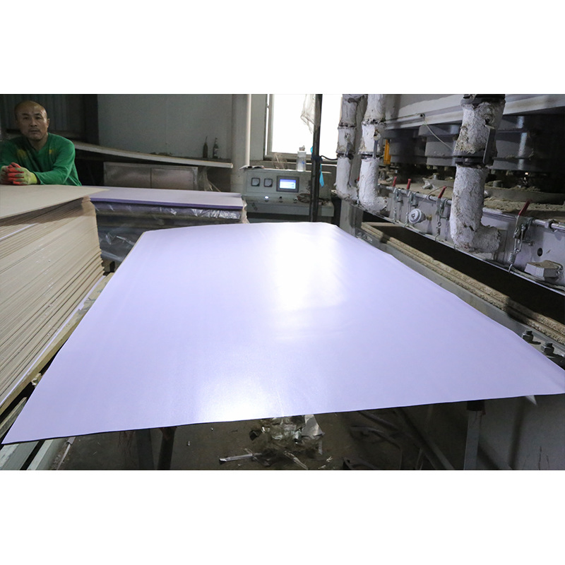 Melamine Laminated MDF Furniture Panel Melamine Wooden MDF Board for Hotel Furniture