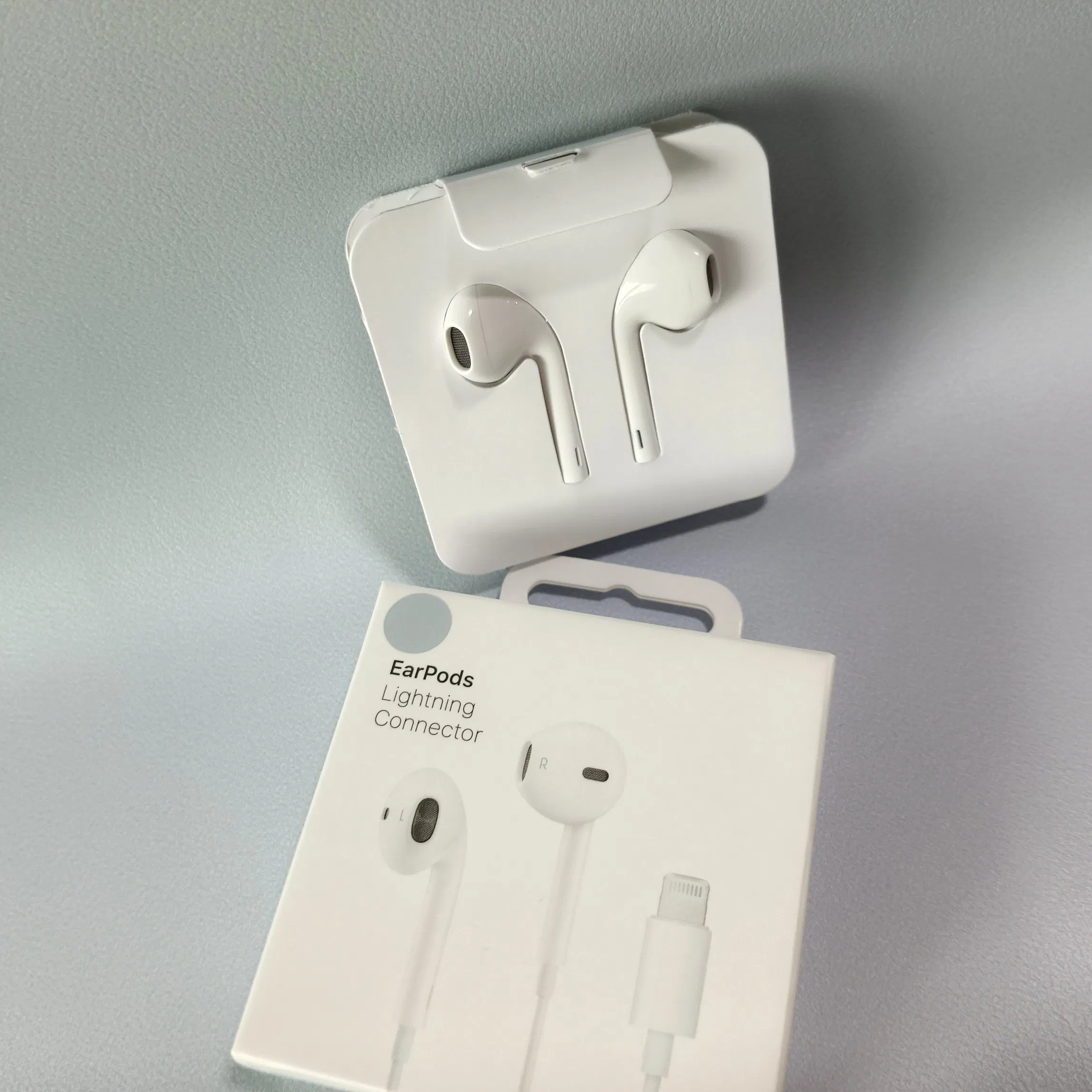 Наушники EarPods Lightning Hi-Fi, проводные, белые