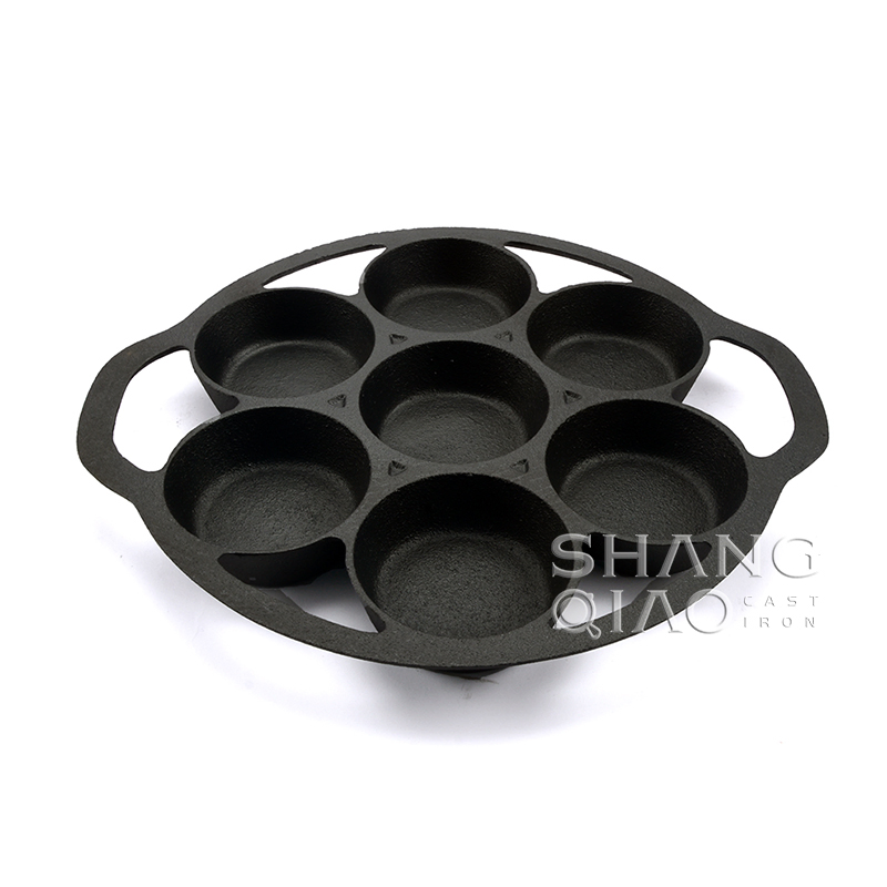 Чугунная форма для мини-кексов на 7 ячеек