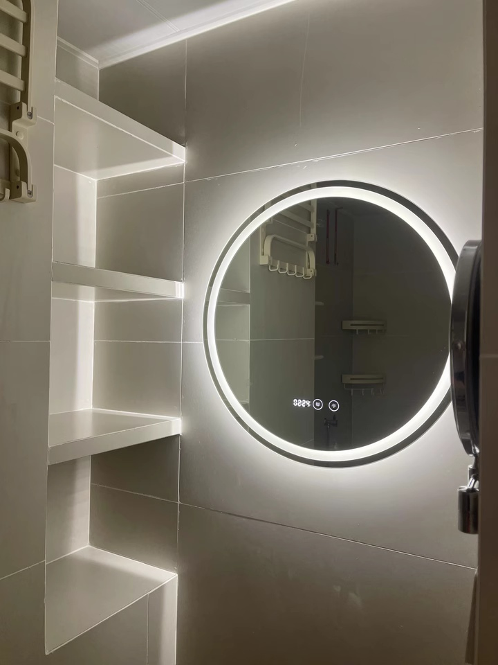 LED Smart Mirror, High Quality Waterproof LED Bathroom Mirror Vm-3005