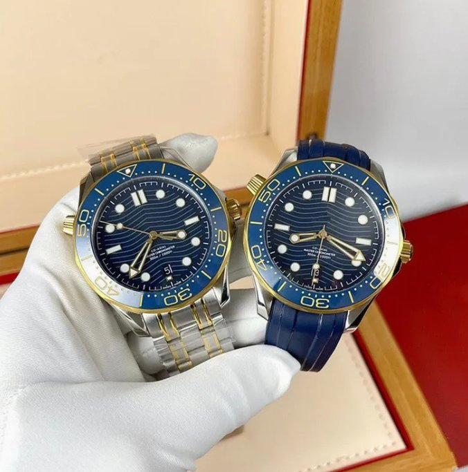 Fully Automatic Stainless Steel Mechanical Luminous Business Men Watch Ceramic Seamasterss