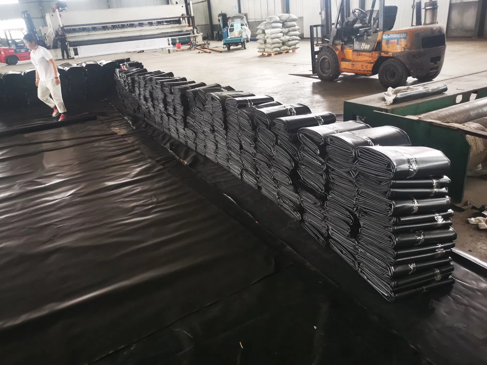 Customizable EPDM Pond Liner: Safe for Fish and Plants