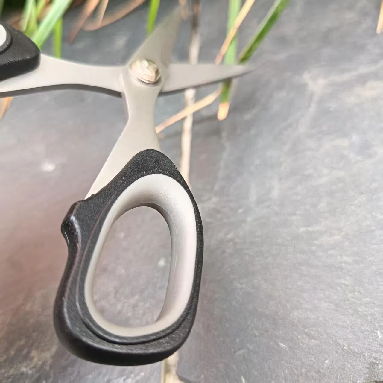 Industrial Quality Edge Strength Rust-Resistant TPR+PP Multipurpose Smooth Scissor