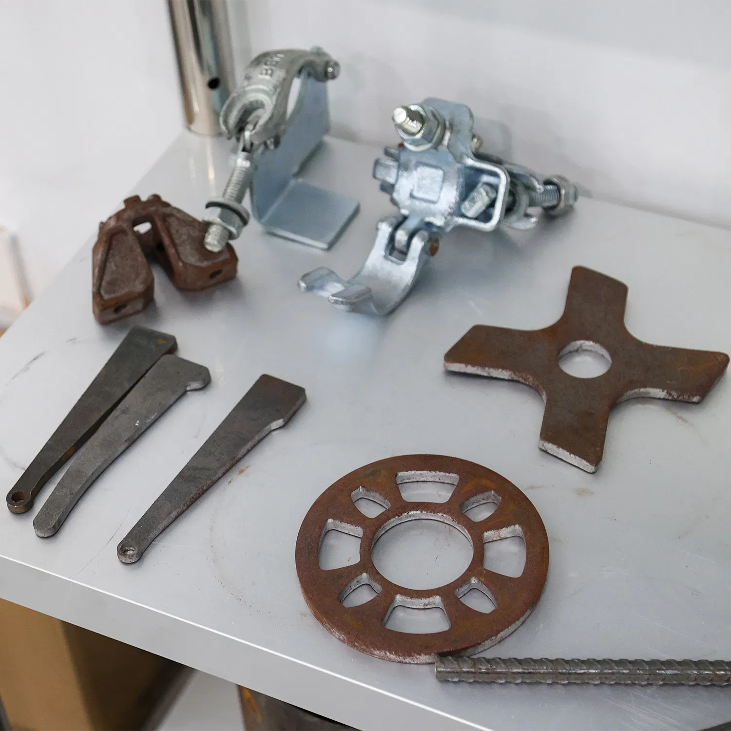 Types of Cuplock System Scaffolding Parts Accessories Bottom Cup Vaishnav CS1023 BS-1139 Industrial