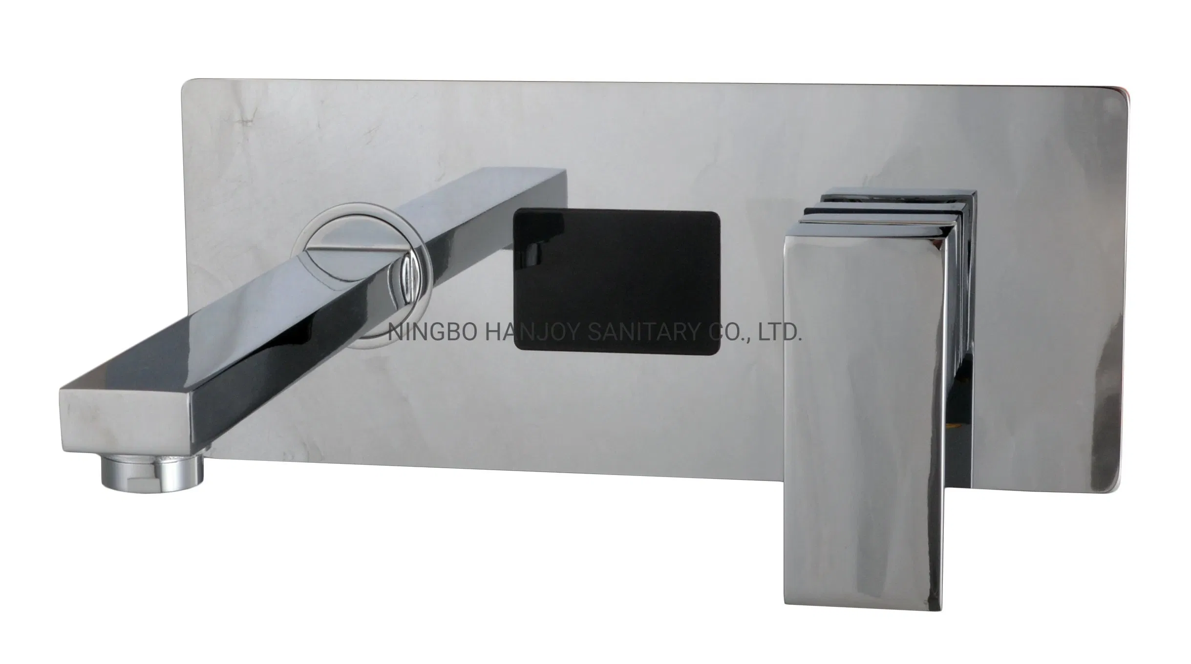 Смеситель для ванны настенный с водопадом (HW-2102S)