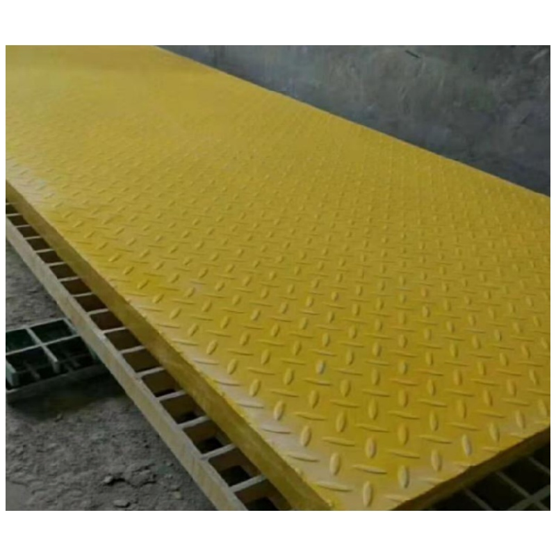 UV Stabilized Fiberglass Flat Grating with Fire Retardant Properties for Outdoor Use