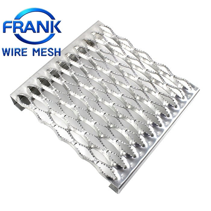 Aluminum Safety Grating with Crocodile Teeth Pattern - Anti-Skid Grip Strut for Walkways