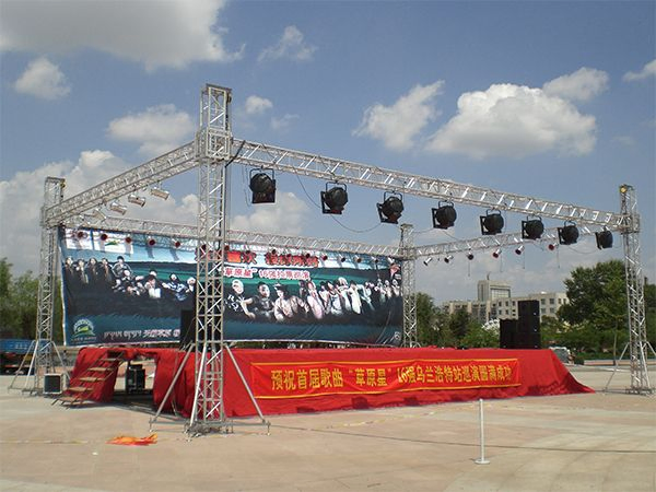 Aluminum Structure Speaker Line Array Square Stage Lighting Truss Outdoor Wedding Event Performance Roof Truss