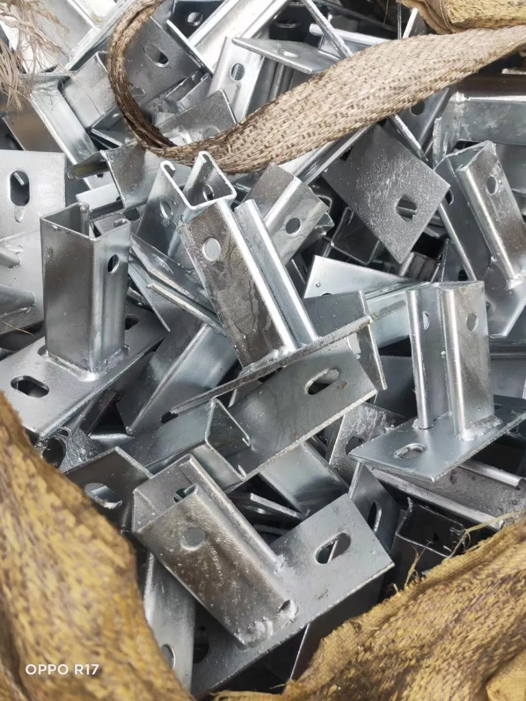 Electrical Mild Steel Strut Galvanized Unistrut C Channel Dimensionsunistrut Strut Channel