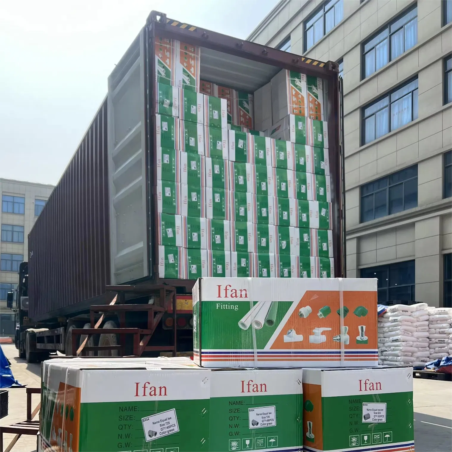 Ifan En 15874 Factory Export PPR Pipes and Fittings 20-110mm Socket Elbow Tee PPR Pipe Fittings Dark Green Color PPR Fittings