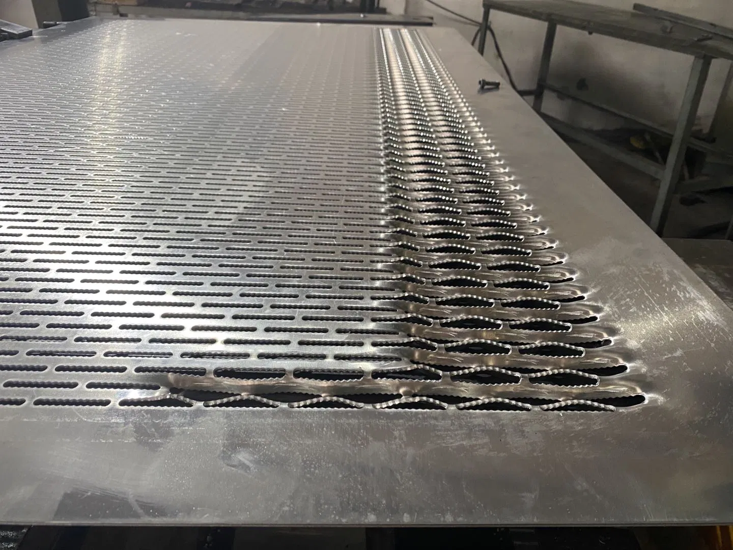 Perforated Plank Grating Deck Safety Panel Walkway