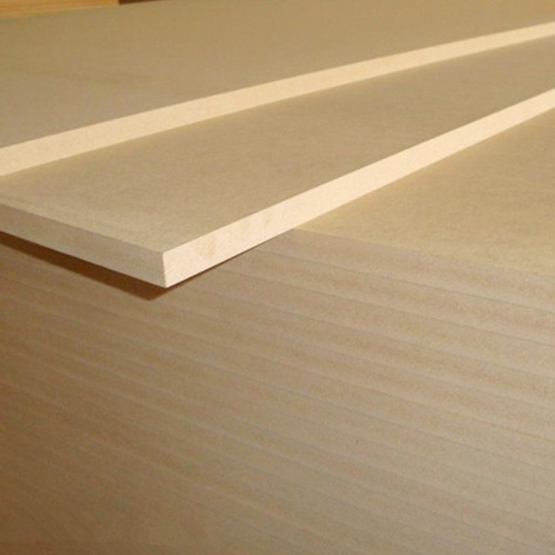 China Manufacturer Melamine Laminated MDF Board Wooden MDF Furniture Panel for Cabinet