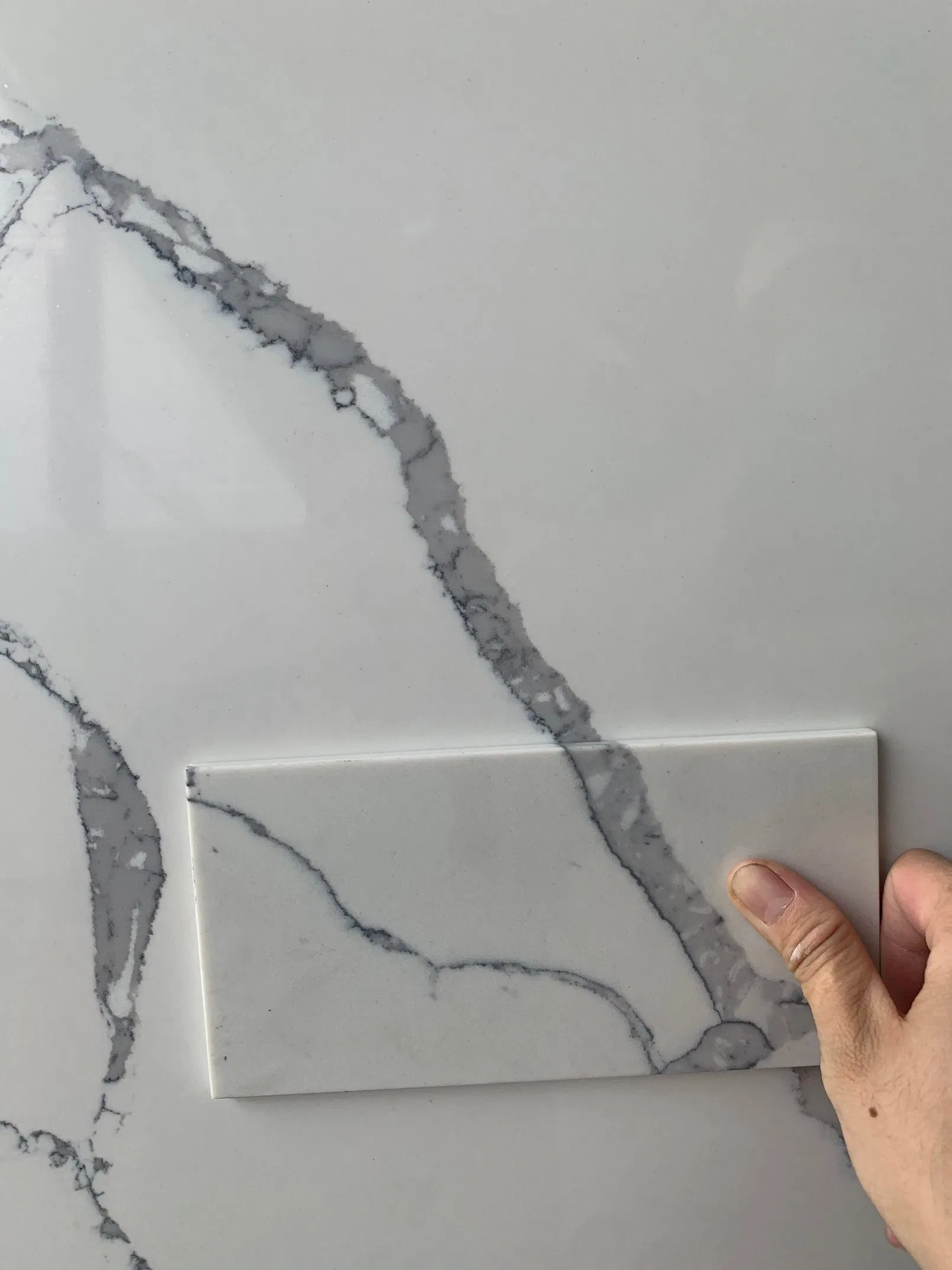 Chinese Fatory Quartz Stone White Sparkle Sand Quartz Kitchen Countertop