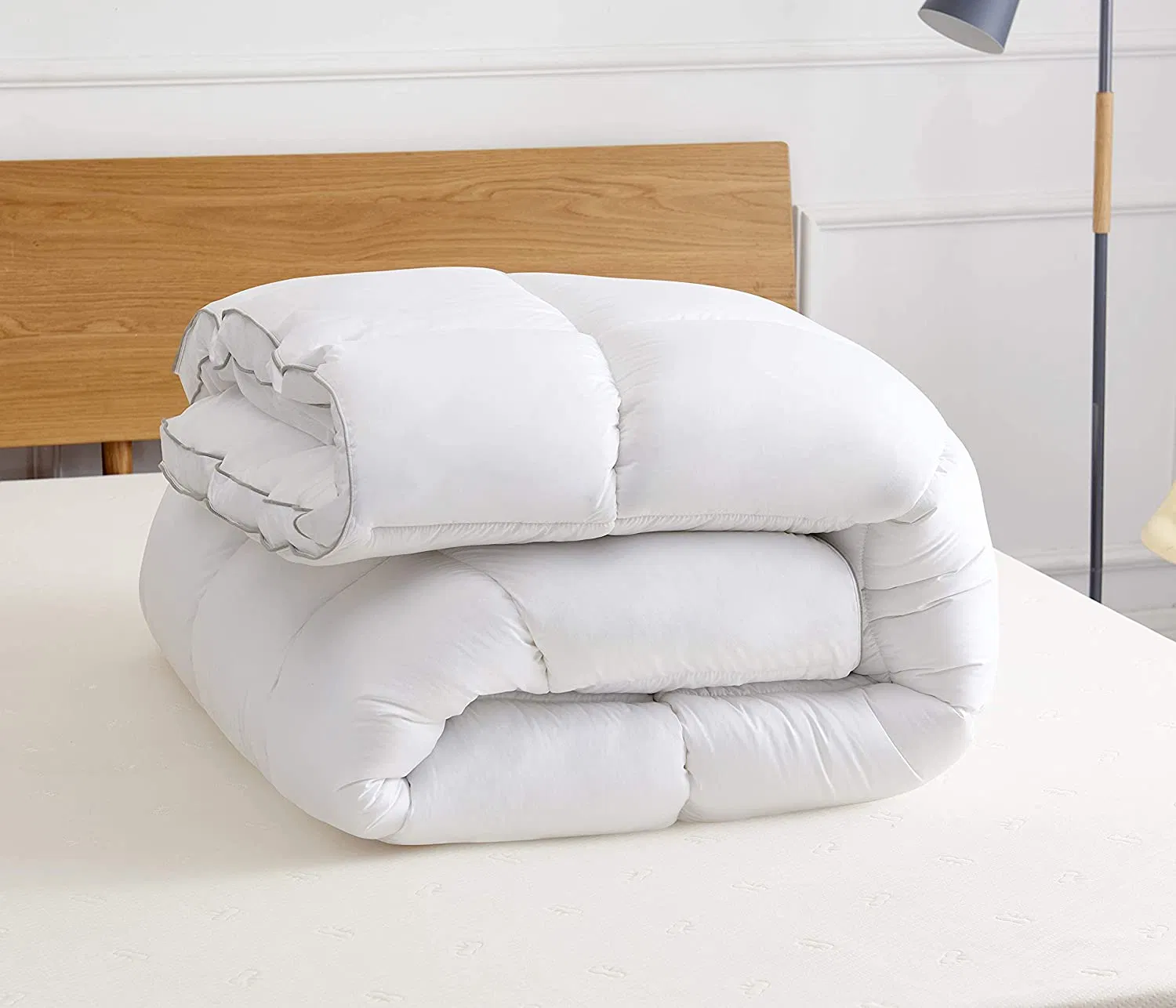 High Quality Cotton Mattress Topper Soft Down Alternative Mattress Pad Hotel Mattress Topper