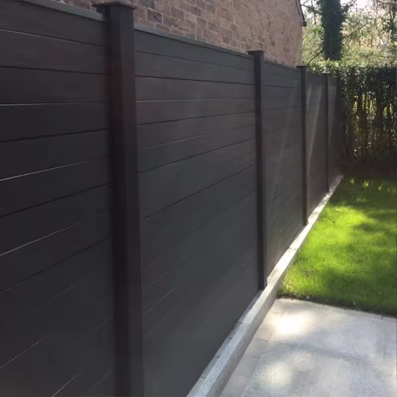 Sun Proof UV Resistant Vinyl Fence Rust Free Anti-Corrosion Aluminum Fencing Wholesale Cheap Fence