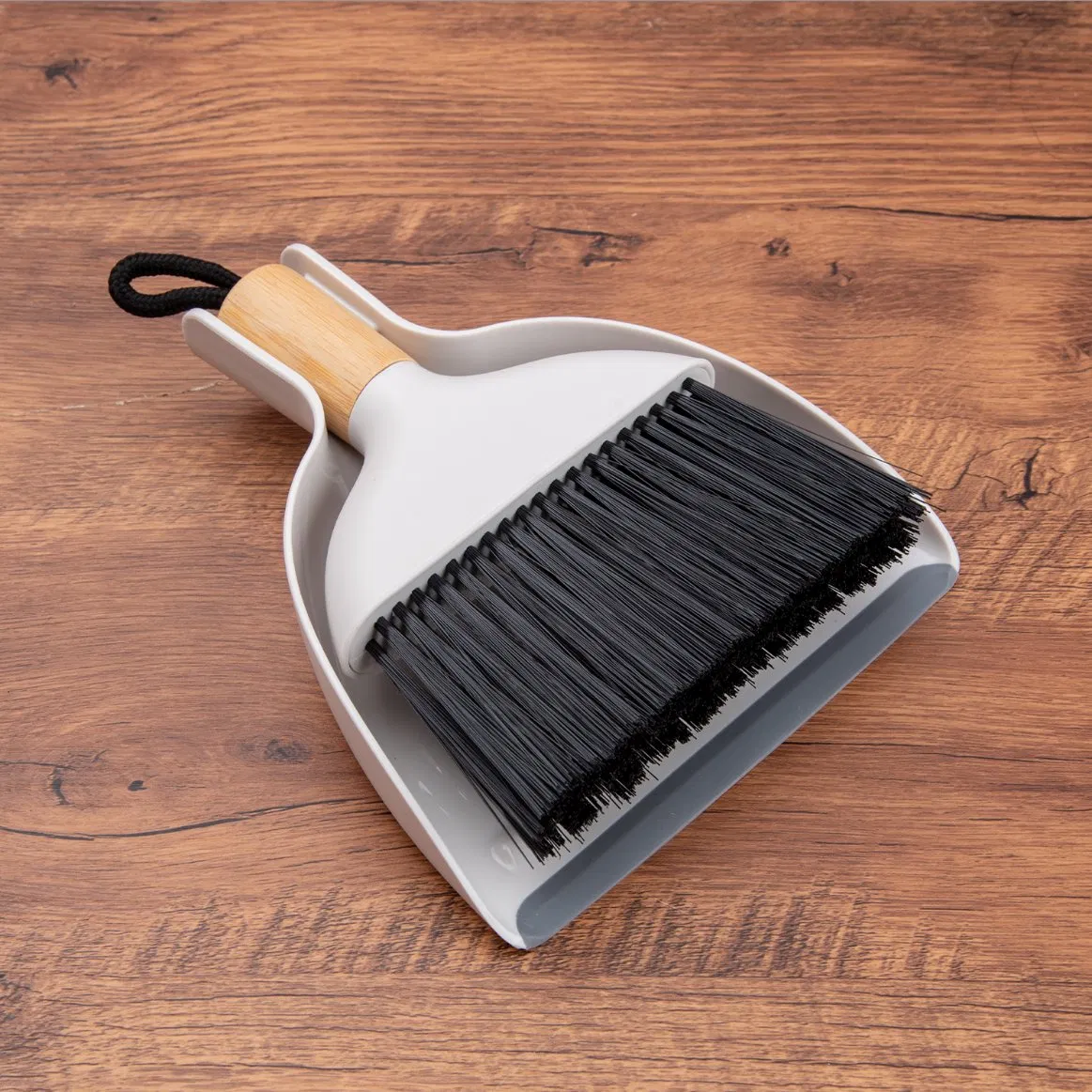 Factory Price Table Desktop Cleaning Brush Mini Broom Dustpan Set