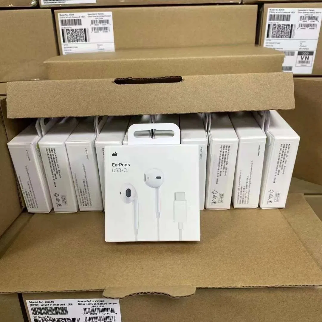 Factory Directly Mobile Phone Accessories Wired USB-C Earpods for iPhone 15 16 PRO Max