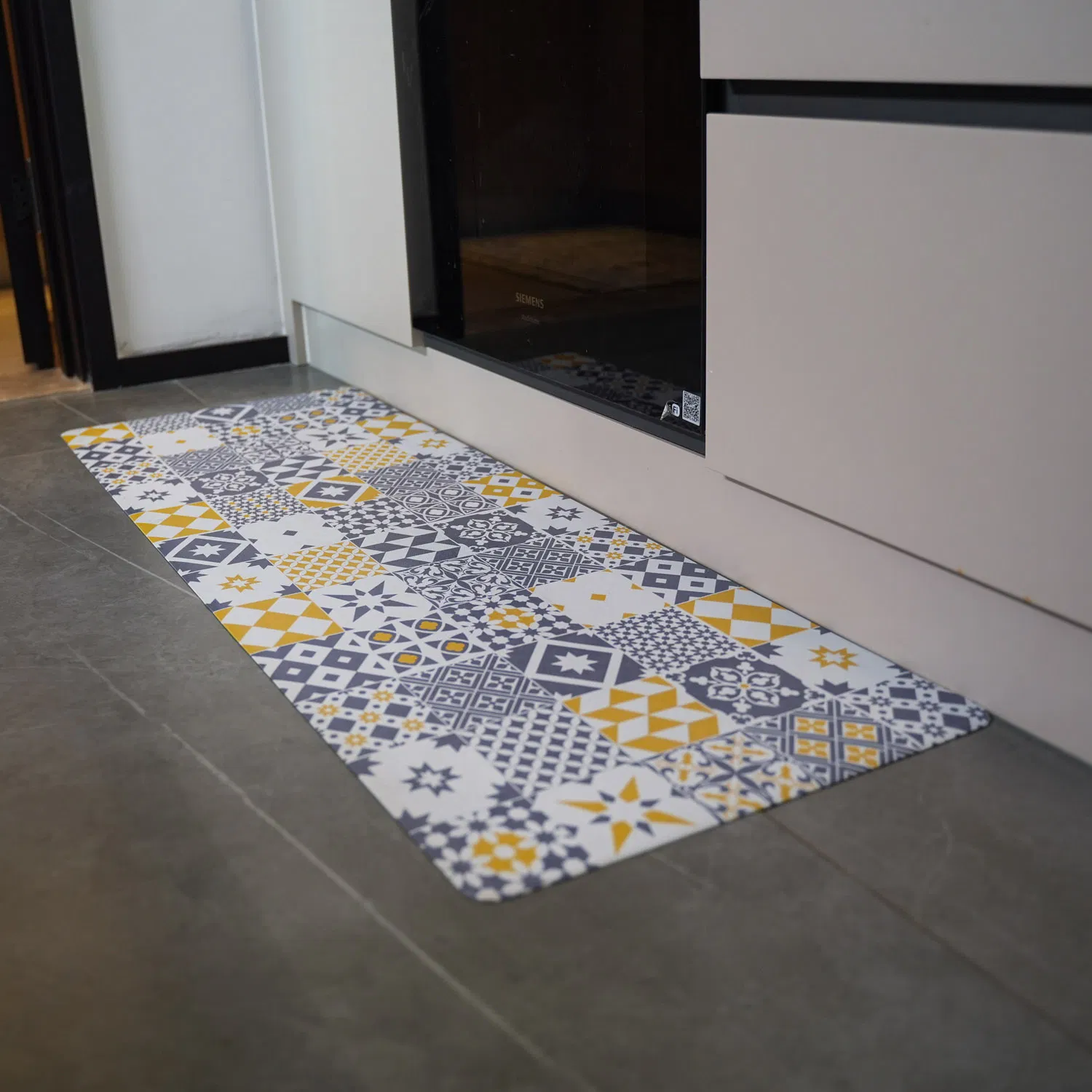 Waterproof Non-Slip Kitchen Mat Desk Mat Oil Proofed Home Mat