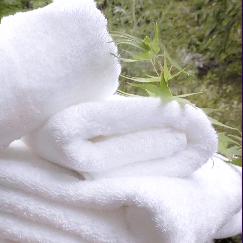 Elegant Diamond Band Woven Design Towels for Boutique Hotel Bathrooms