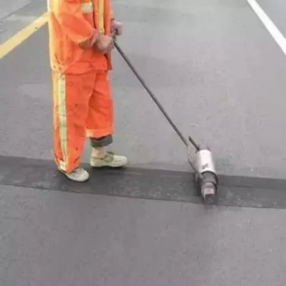 Crack Sealing Tape Suitable for Cracks in Cement and Asphalt Pavements