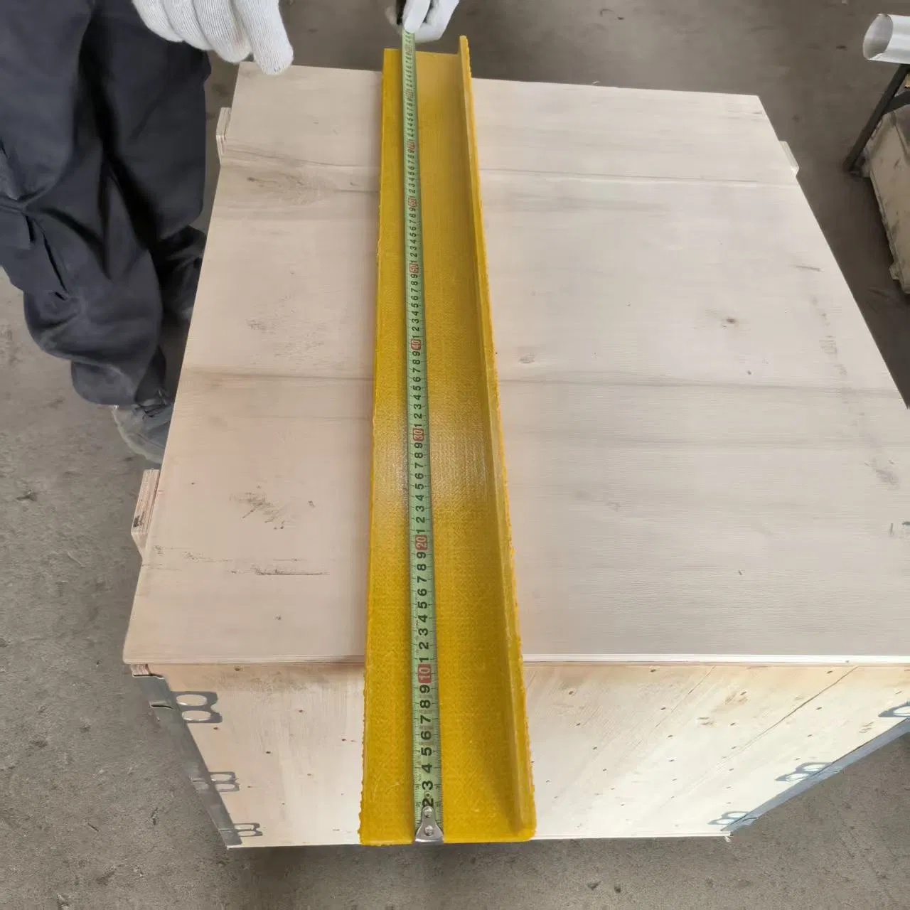 10mm Thick FRP/GRP Abrasive Stair Tread Nosing Flat Bars/Angle Bars on Wood, Concrete or Steel Bar Grating Stair Treads