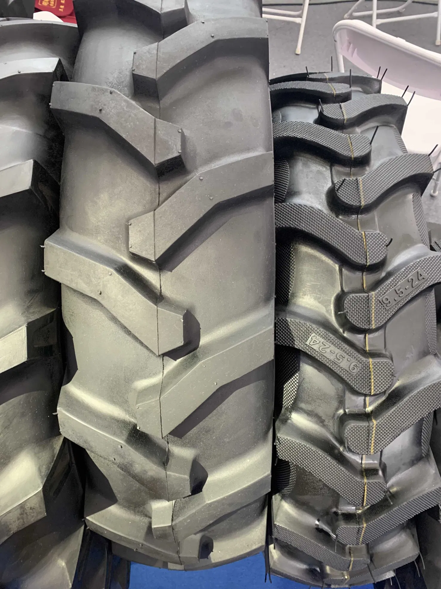 Шины лесные Good Price 18.4-30, 24.5-32, 35.5-32 и др.