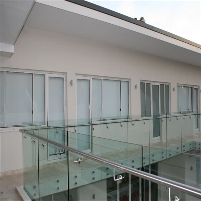 Discount Price Glass Railing System China Suppliers Glass Railing Standoff Custom-Made Glass Railing Stairs