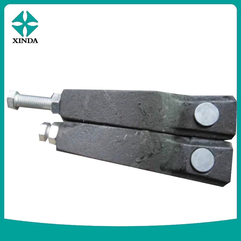 Чугунная ванна на ножках XINDA, эмалированная