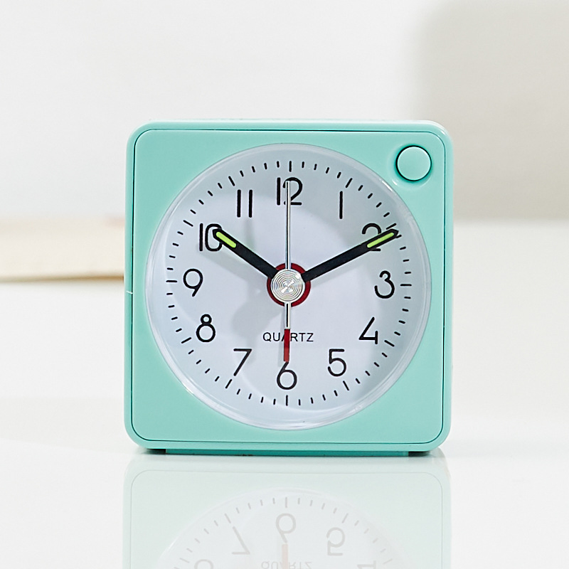 Compact Battery-Powered Travel Alarm Clock with Snooze Feature