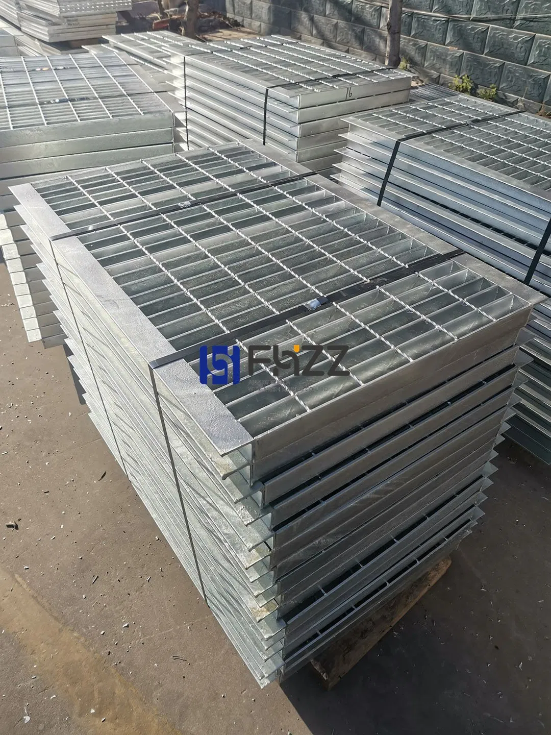 Hot Dipped Galvanized Metal Open Bar Grating Road Drainage Gutter Covers