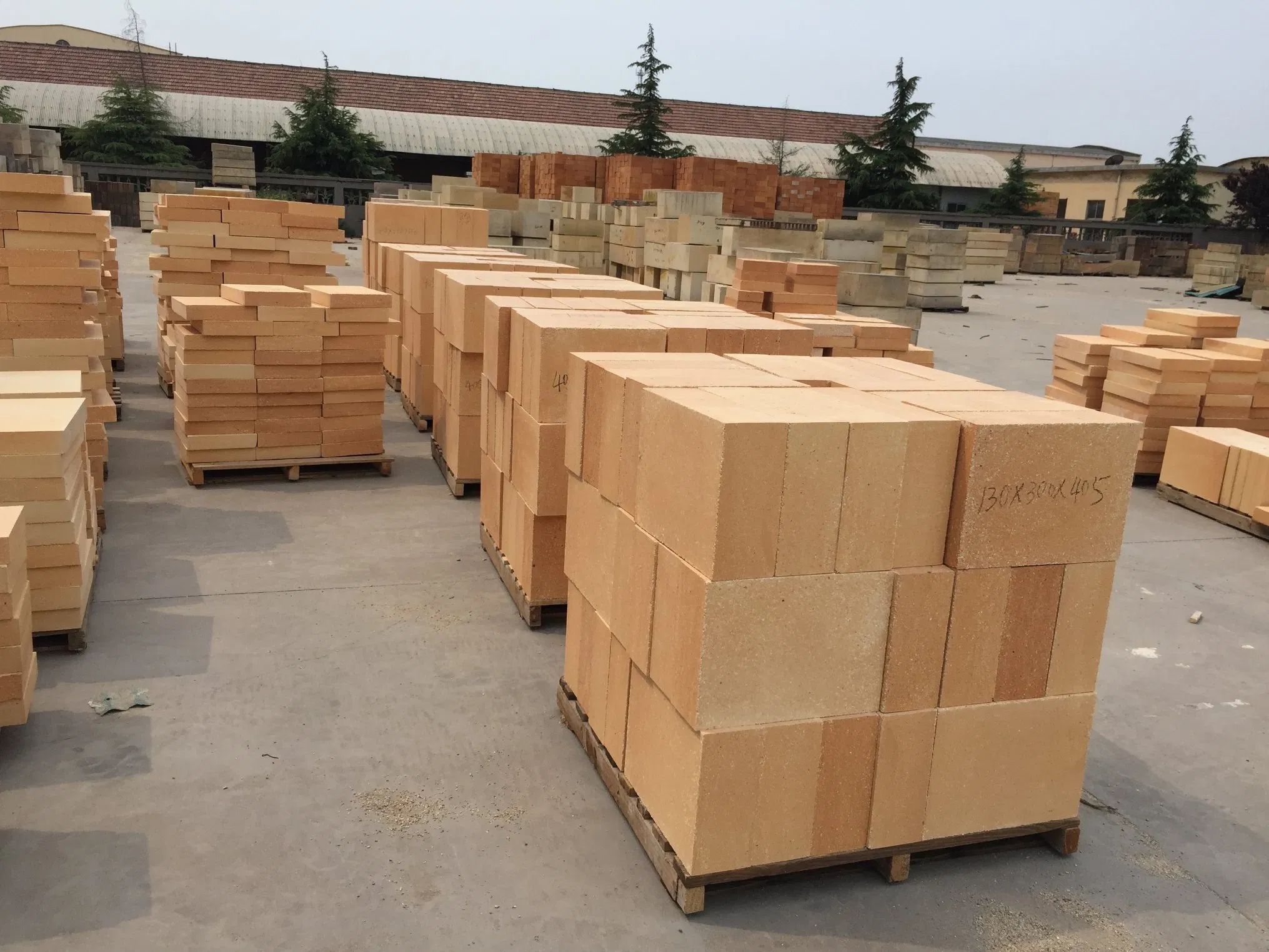 Огнеупорный кирпич высокоглиноземистый для высоких температур