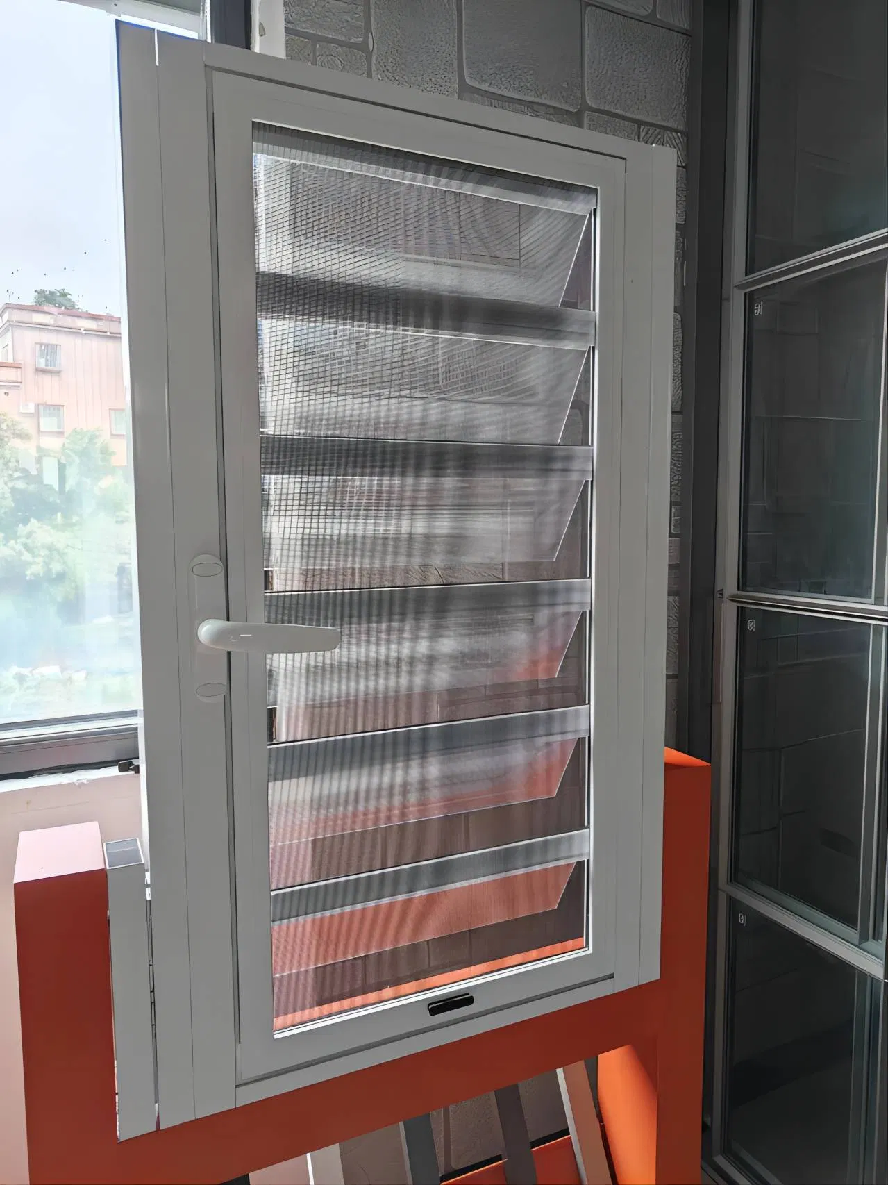 Kdsbuilding Aluminum Glass Louver Windows Supplier Aluminium Adjustable Louver Window for Apartment