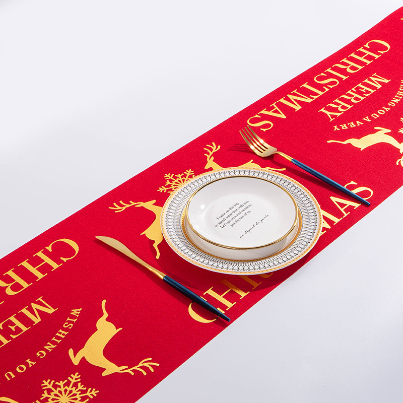 China Metallic Printed Stars Snows Christmas Trees Merry Christmas Deco Rolls Indoor Christmas Ornaments Party Home Decoration Tablecloth