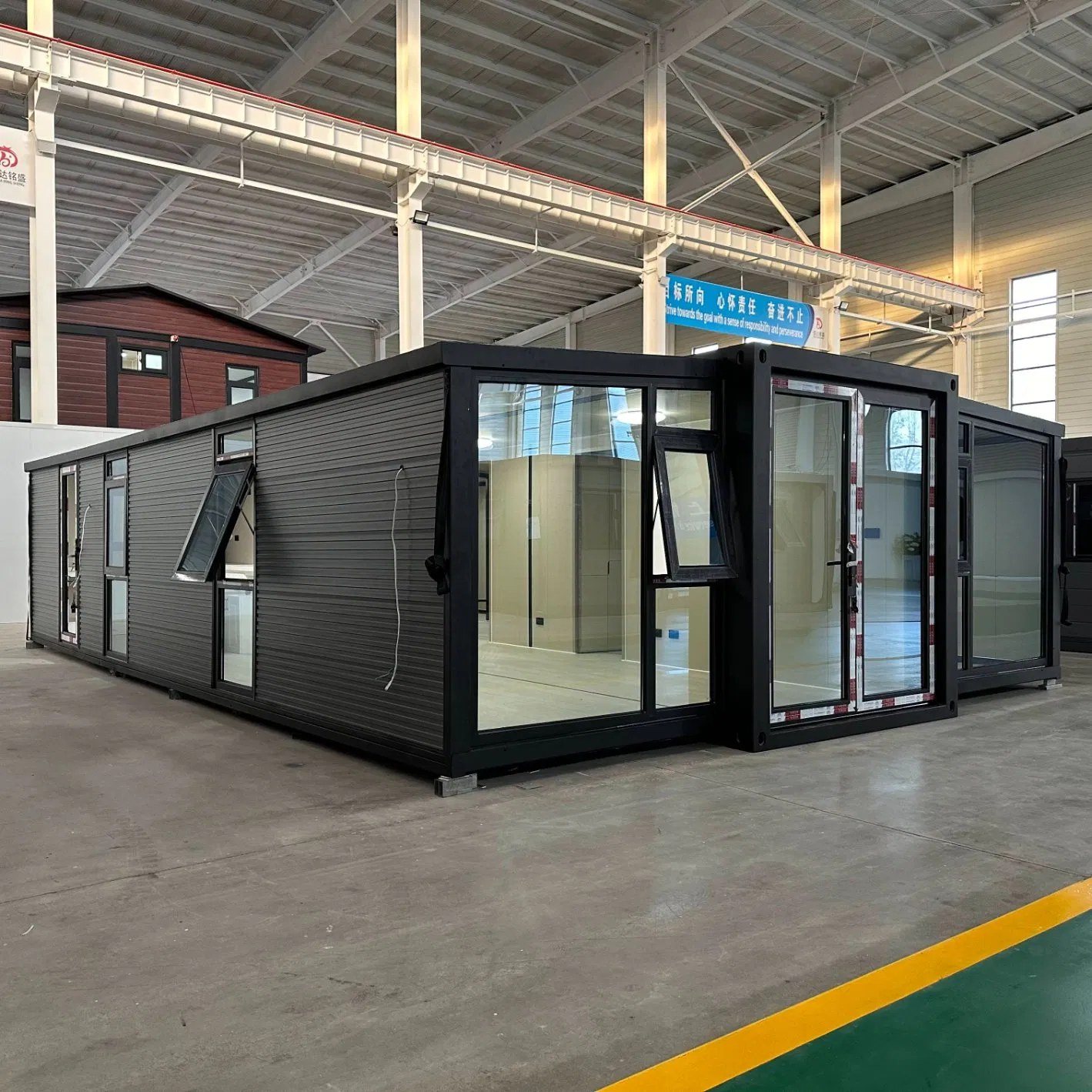 Space-Saving Expandable Container-Based Modular House: Modern Prefab House Designs Featuring Folding Mechanisms for Flexible Living Spaces