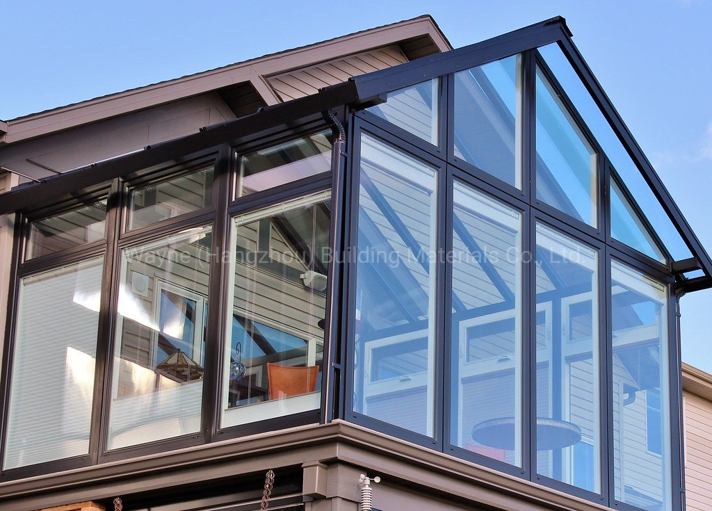 Modern Design Aluminum Sunroom with Double Glazed Safety Glass and Customized Color Aluminum Frame for Balcony Glass Extension and Outdoor Room