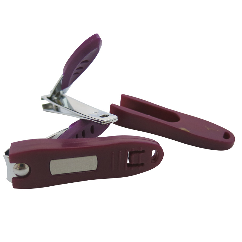 Beauty Accessories with Key Chain Small Cuticle Pliers Nail Clipper with Plastic Cover (608S-3)