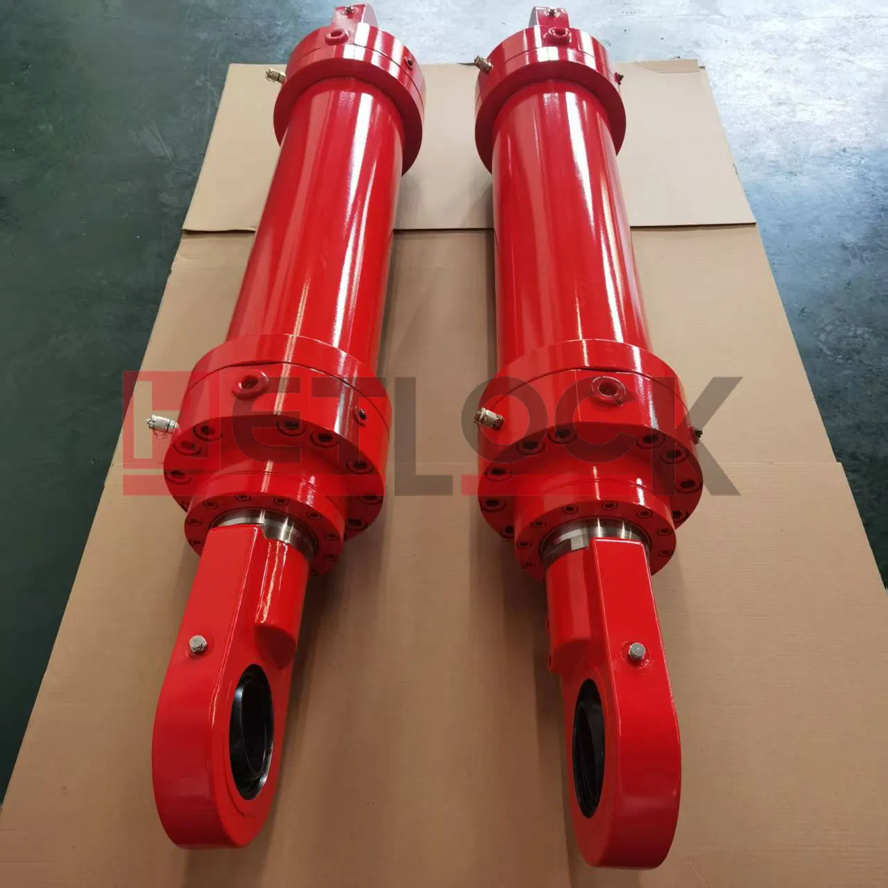 Гидравлический цилиндр двойного действия для кранов и судов