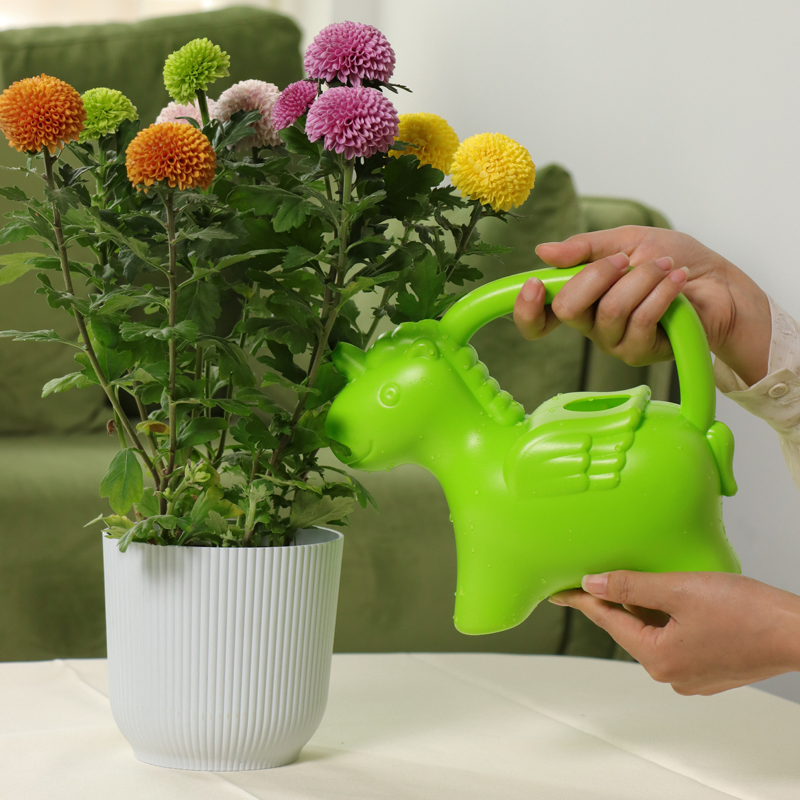Adorable Unicorn-Shaped Watering Can for Kids' Gardening Fun