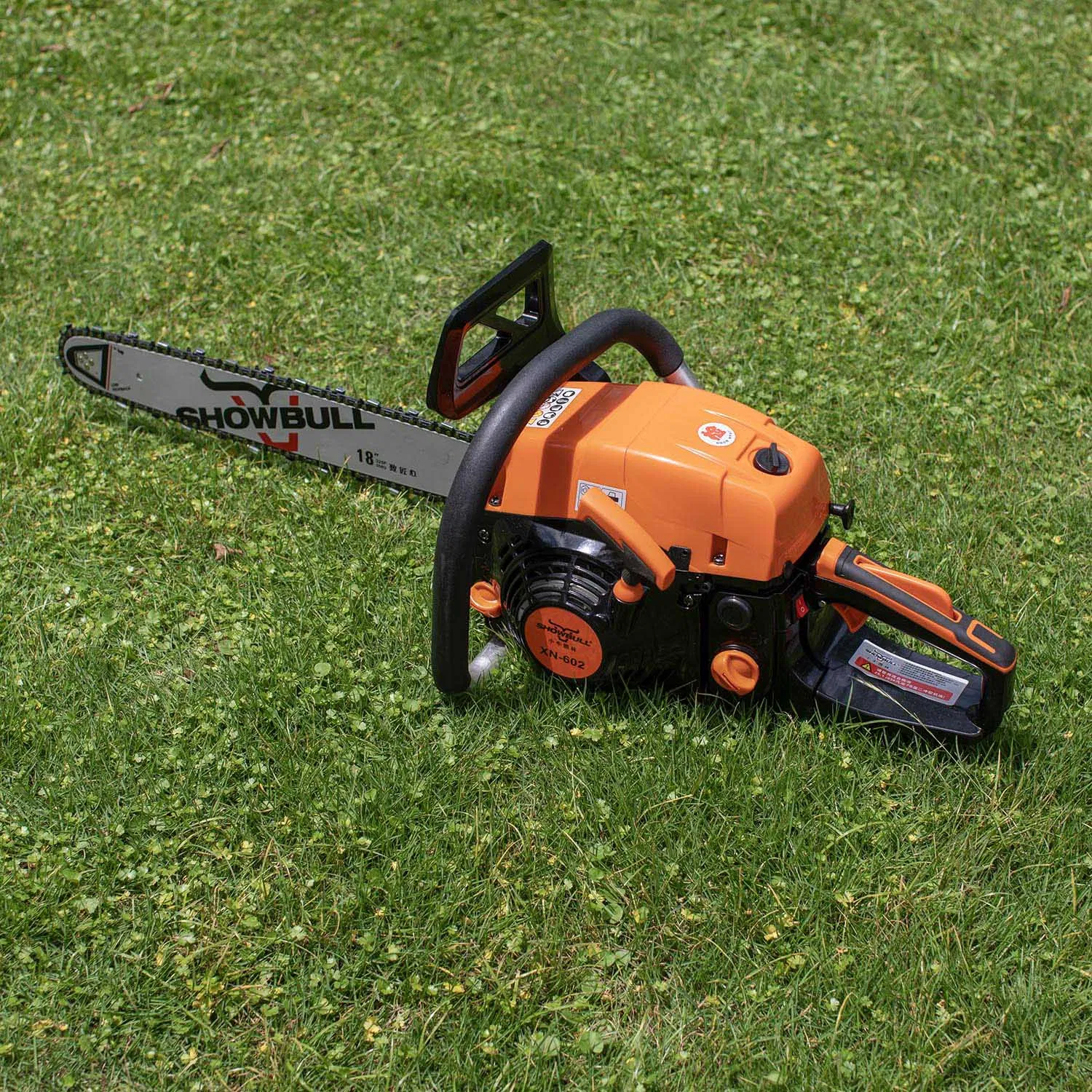 Outdoor Handheld Tool Pouring Cylinder Petrol Chain Saw