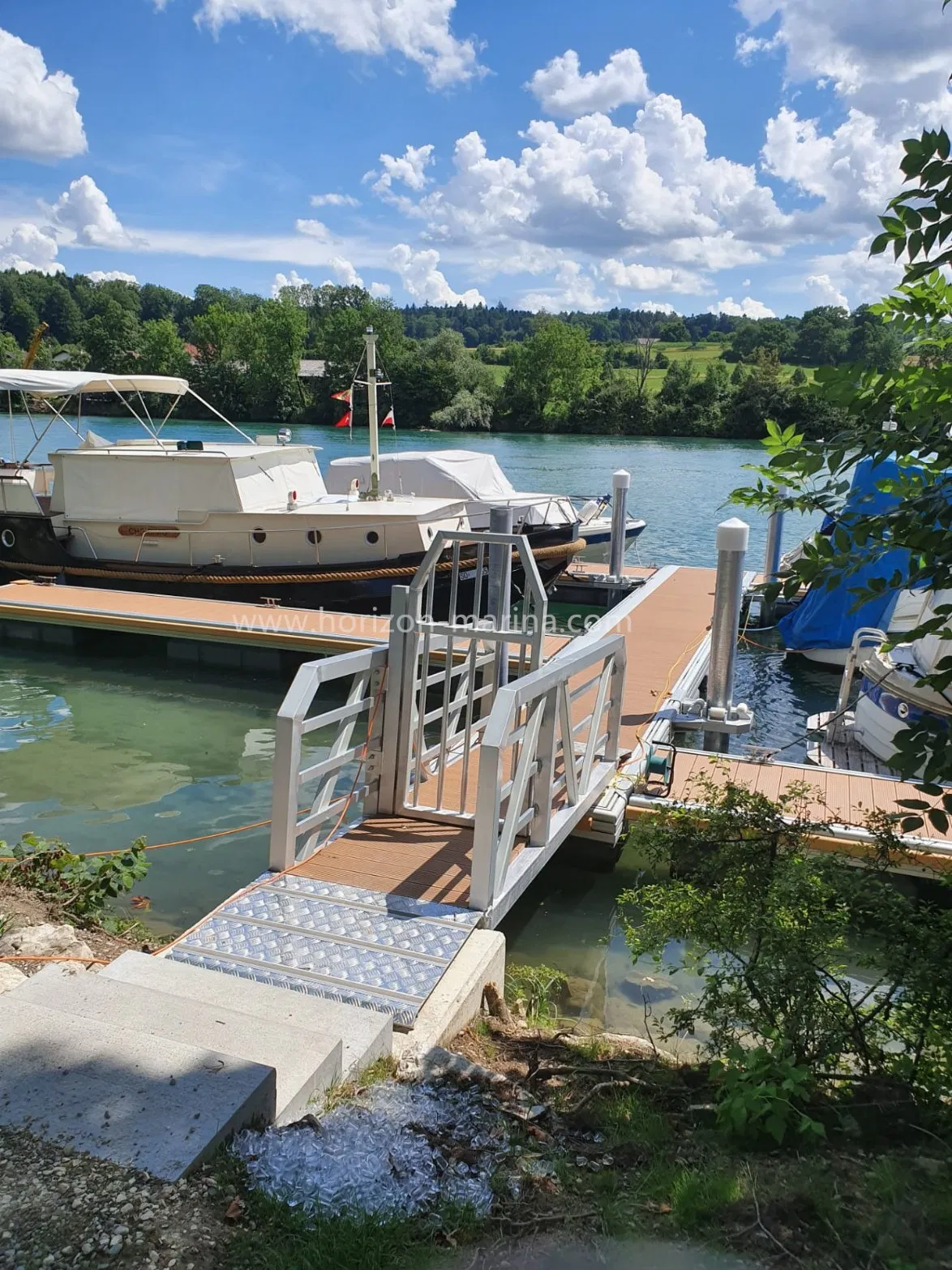 Customized Aluminum Ramp Access Bridge for Floating Dock