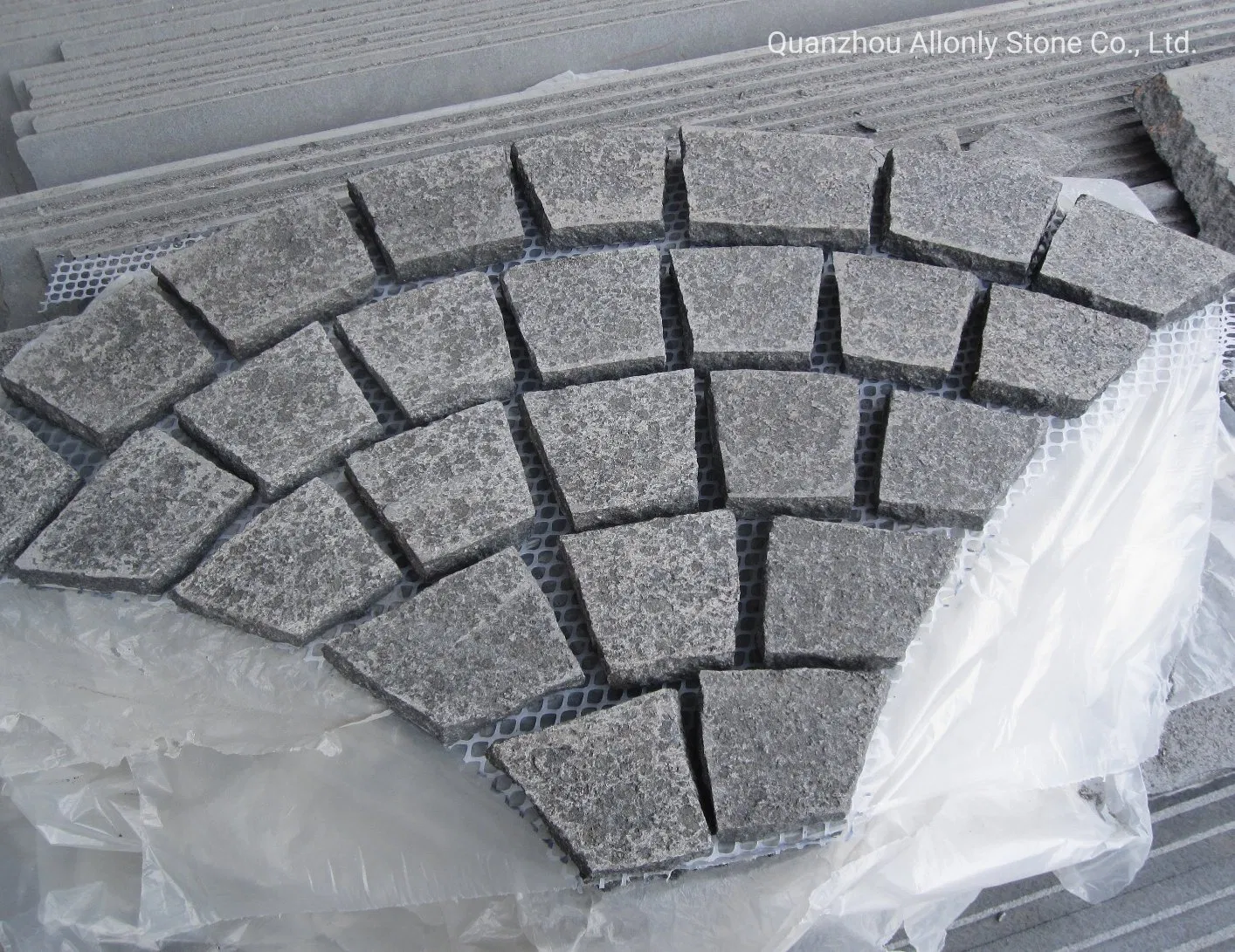 Black Basalt Driveway Paver Stone Fan Shape Cobblestone for Garden Pavement Tiles