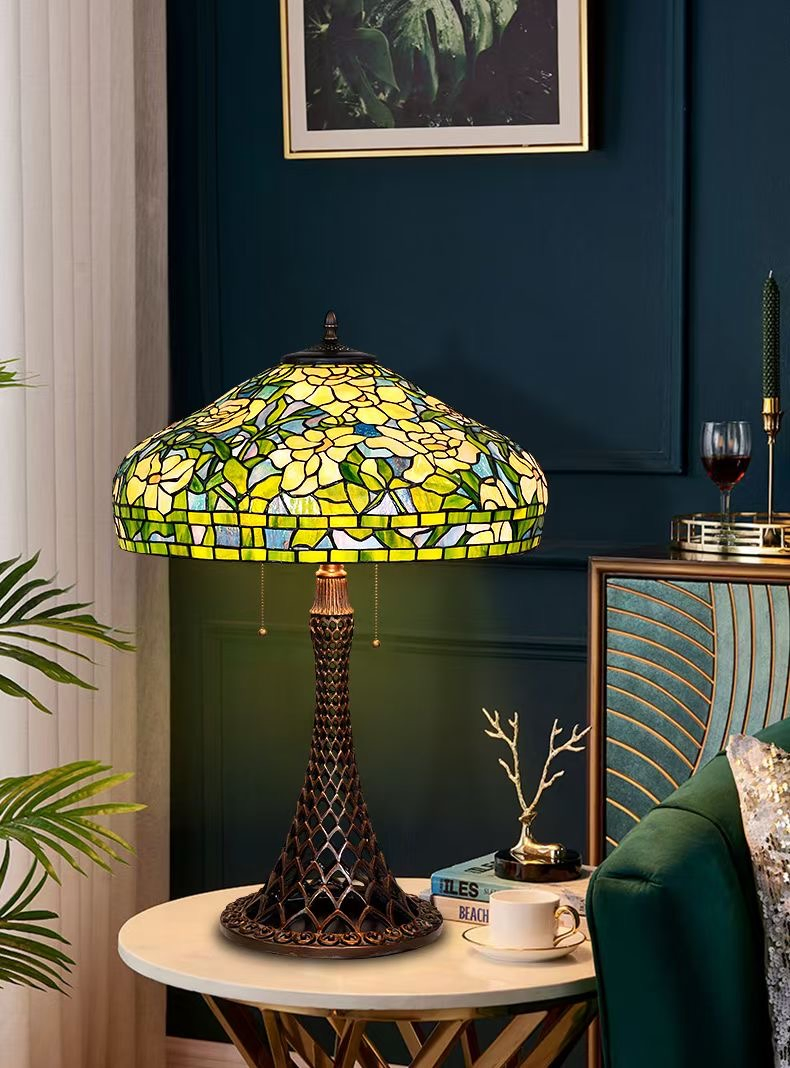 New Design for Decorative Stained Glass Tiffany Lamp for Bedroom Living Room