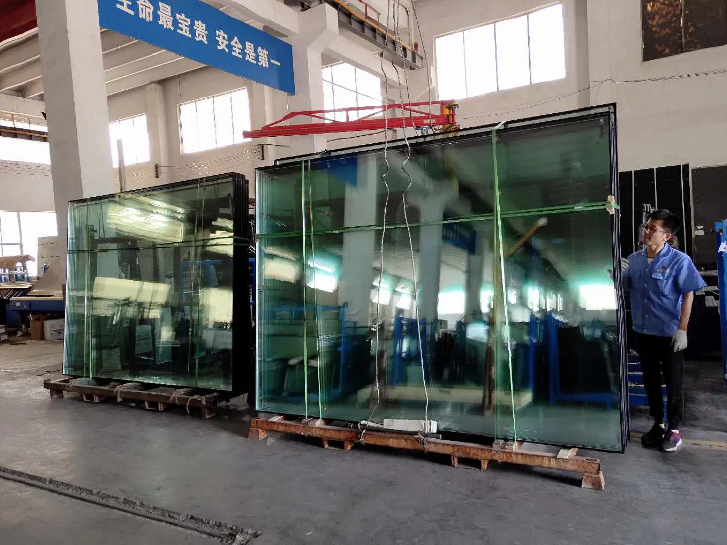 Wholesale Low-E Window Energy Saving Insulated Tempered Glass China Manufacturer