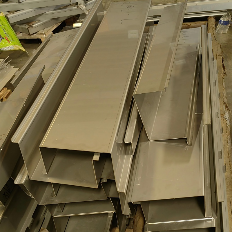 Durable Materials for Rooftop Stainless Steel Sink Designs