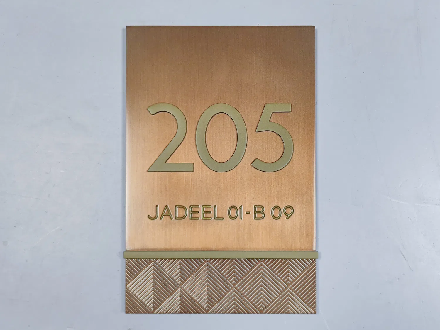 Aluminum Room Number Sign Design 3D Engraving Embossed Door Number Hotel Sign Board