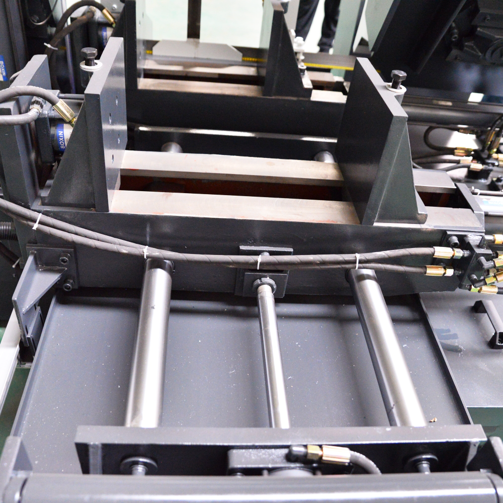 Ленточная пила по металлу GHS4230